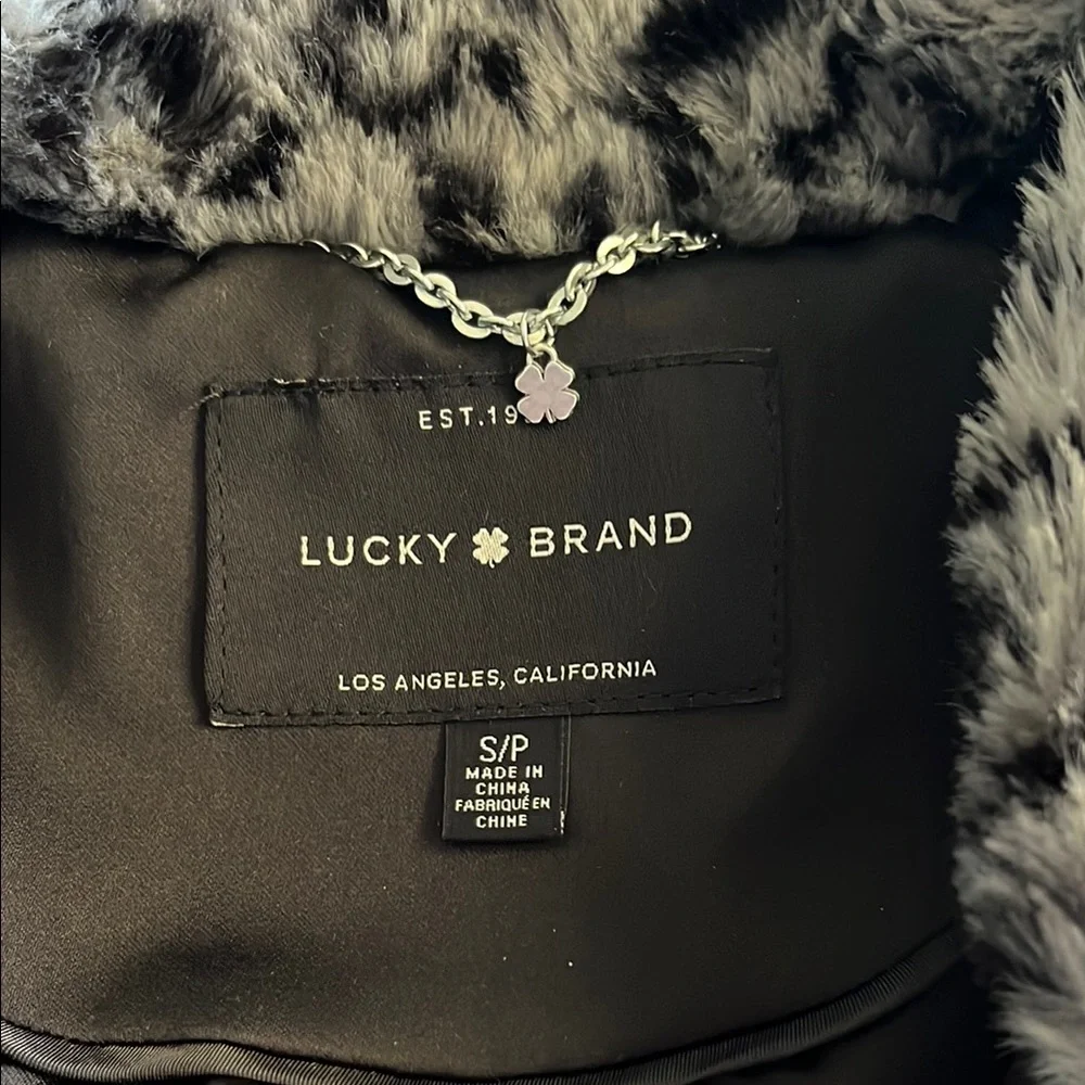 Leopard Print Faux Fur Jacket - Picture 2 of 5